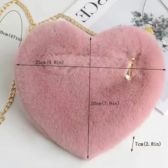 - BNIP Furry heart purse - Picture 8 of 8